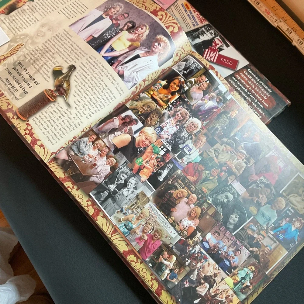 Coronation Street Lot DVDs Books Treasures Box Set TV Show Fan Collectibles‎ - Picture 13 of 15